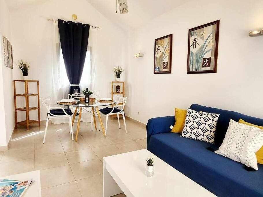 El Ron Ron De Fuerte Apartment Caleta De Fuste Luaran gambar